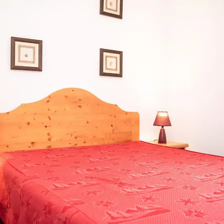 2 Pièces 4 Pers. à - Fr-1-504-272 Appartement *