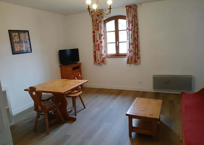 2 Pièces 4 Pers. à - Fr-1-504-272 Appartement *