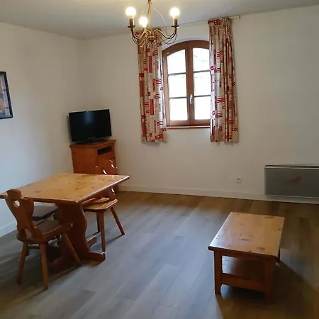 2 Pieces 4 Pers. A - Fr-1-504-272 Lejlighed *